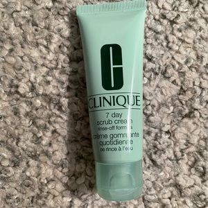 Clinique 7 day scrub cream